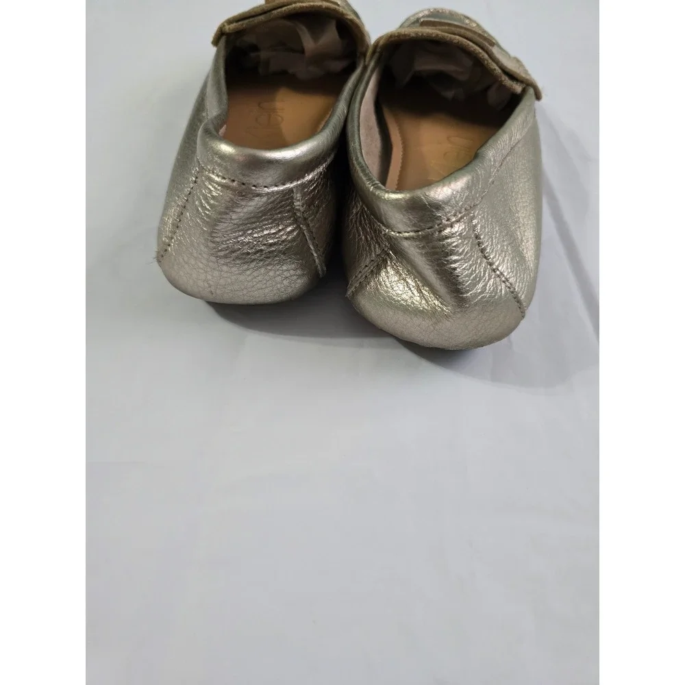 Calvin Klein Leta Metallic Gold Leather Loafers Driving Mocs Logo Hardware 8.5
